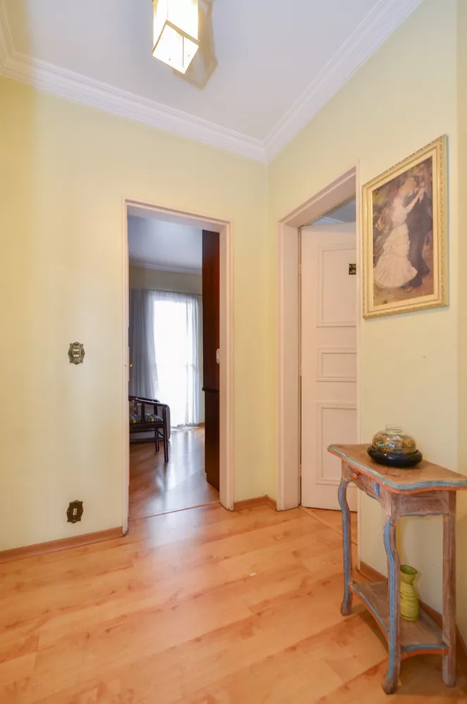 Apartamento à venda com 3 quartos, 137m² - Foto 23