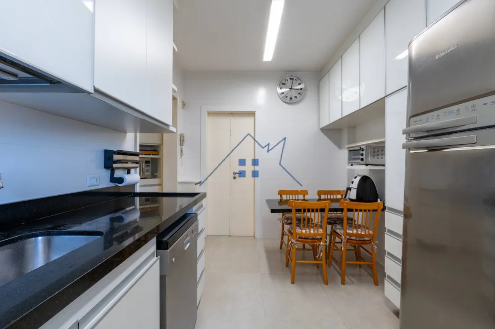 Apartamento, 4 quartos, 245 m² - Foto 10