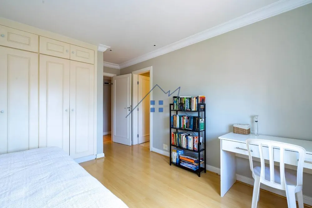 Apartamento, 4 quartos, 260 m² - Foto 13