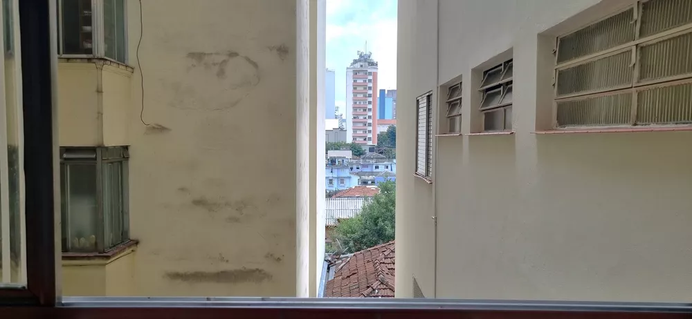 Apartamento à venda com 3 quartos, 145m² - Foto 3