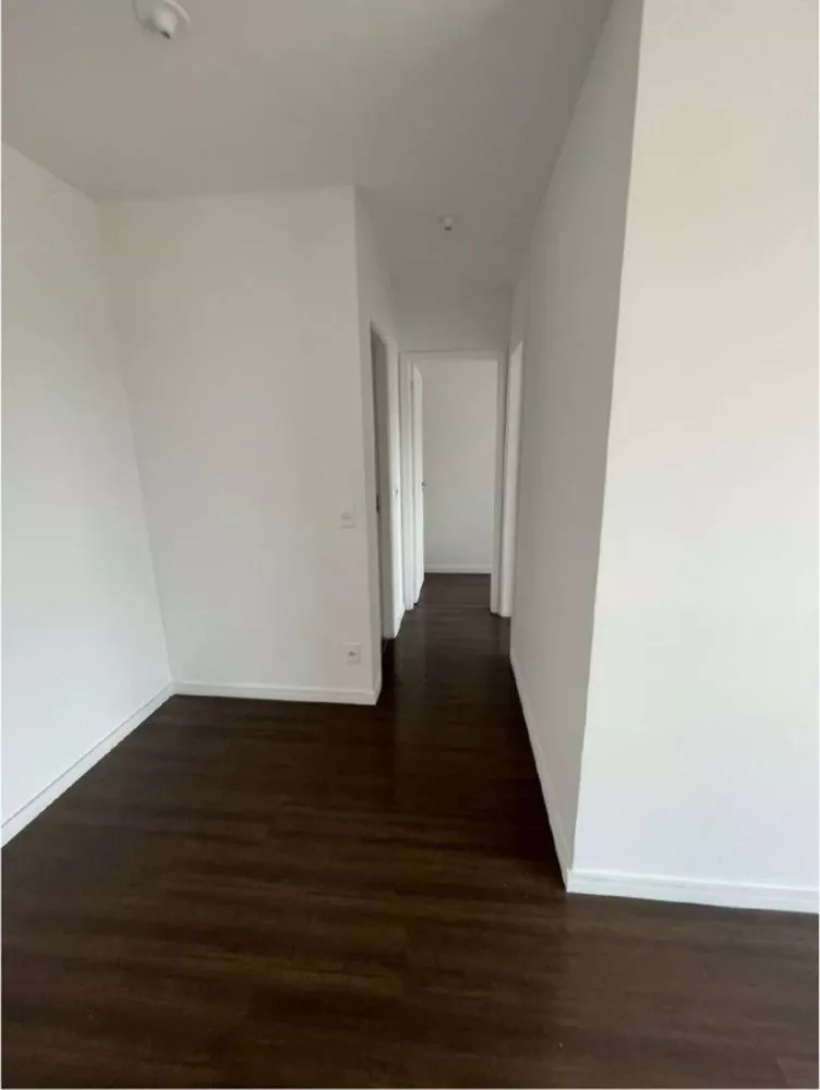 Apartamento à venda com 2 quartos, 61m² - Foto 2