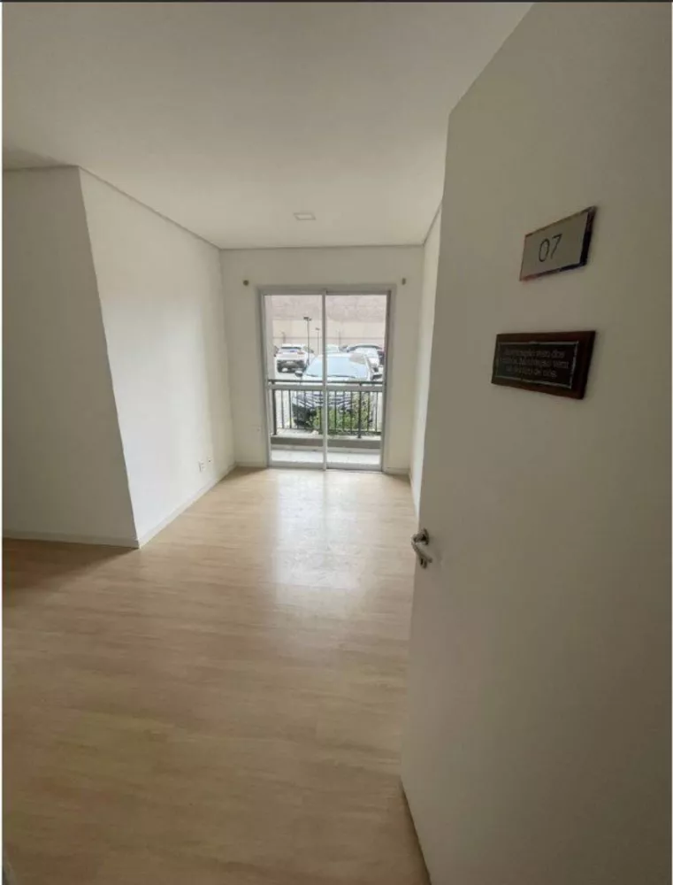 Apartamento à venda com 2 quartos, 61m² - Foto 1