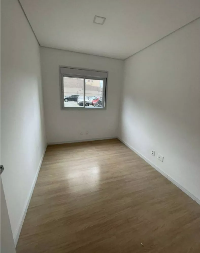 Apartamento à venda com 2 quartos, 61m² - Foto 4