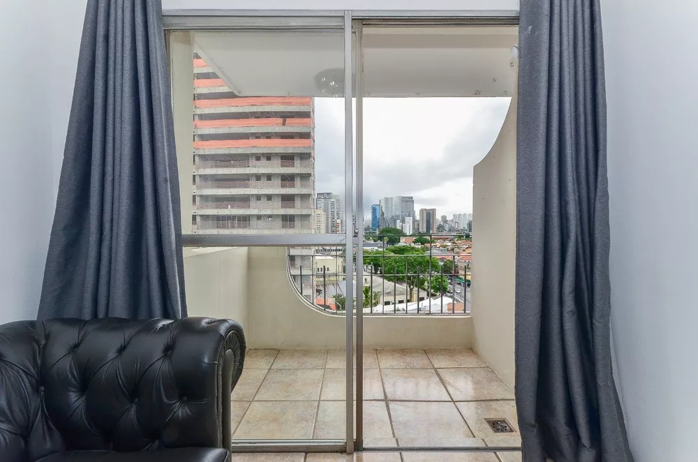 Apartamento à venda com 2 quartos, 64m² - Foto 3