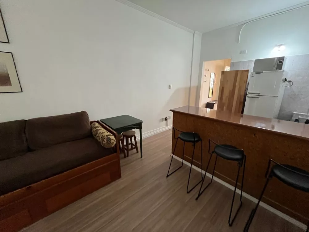 Apartamento para alugar com 1 quarto, 54m² - Foto 2