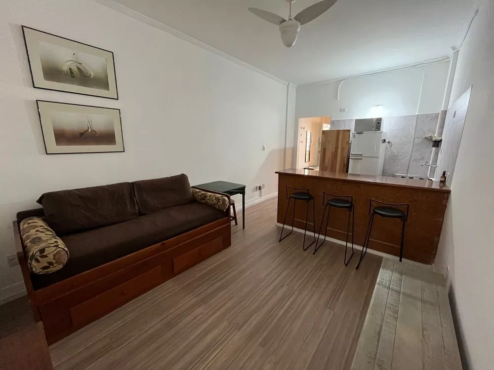 Apartamento para alugar com 1 quarto, 54m² - Foto 1