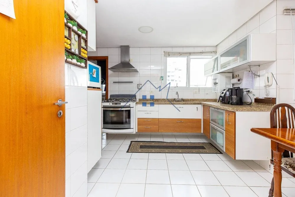 Apartamento, 3 quartos, 154 m² - Foto 2