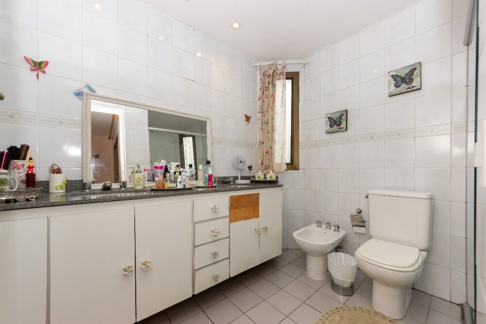 Apartamento à venda com 3 quartos, 139m² - Foto 1