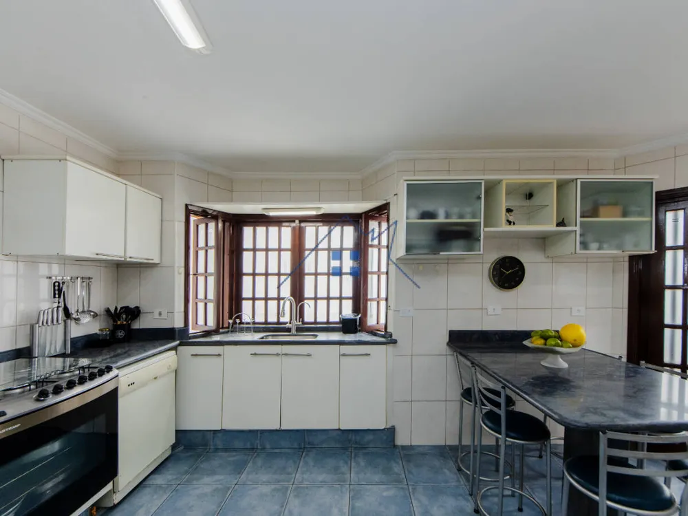 Casa, 4 quartos, 198 m² - Foto 2