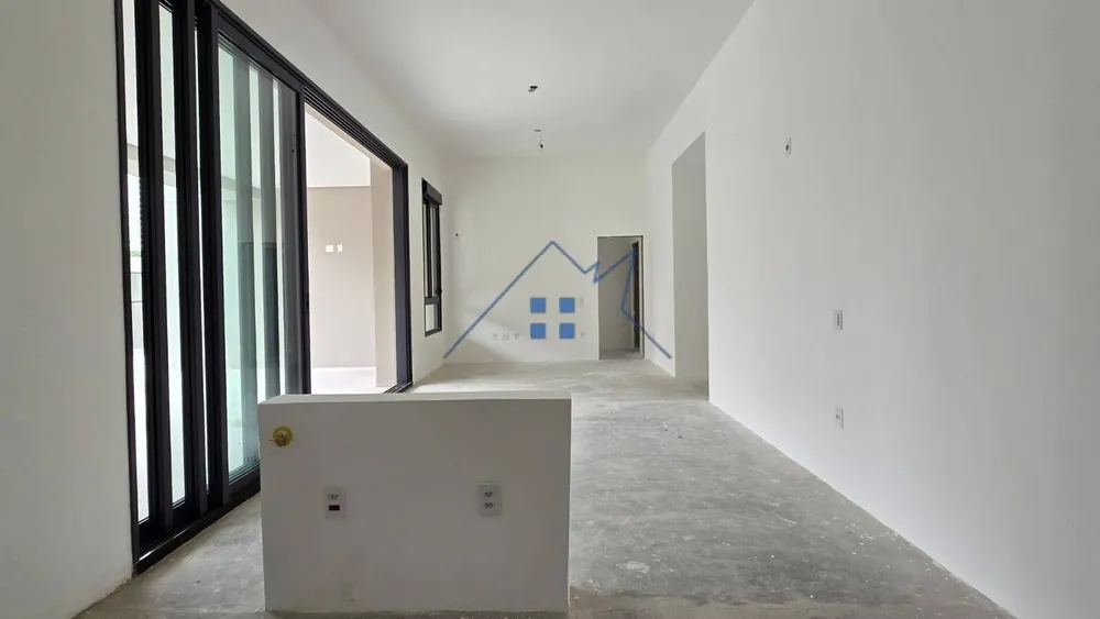 Apartamento, 3 quartos, 296 m² - Foto 1