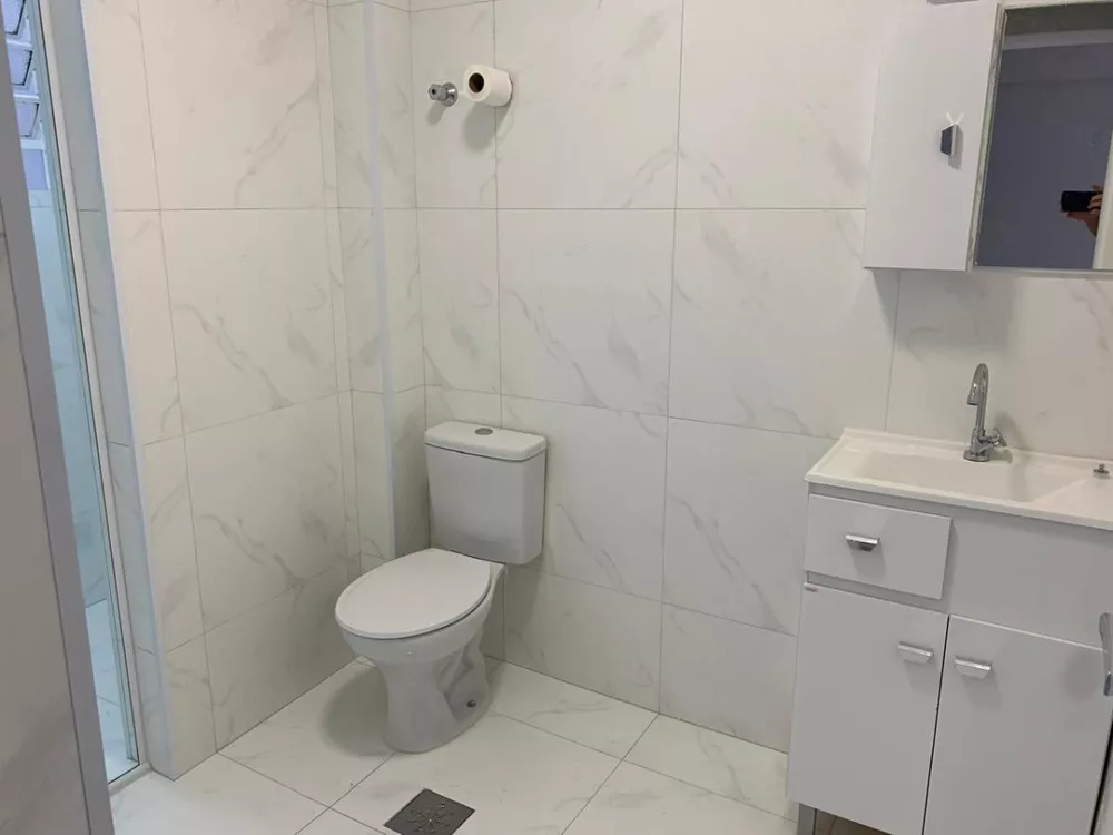 Apartamento à venda com 2 quartos, 70m² - Foto 4