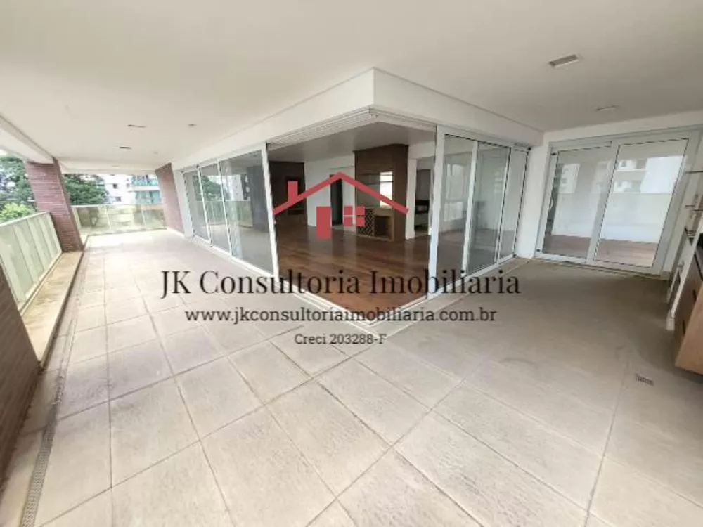 Apartamento à venda com 4 quartos, 357m² - Foto 1