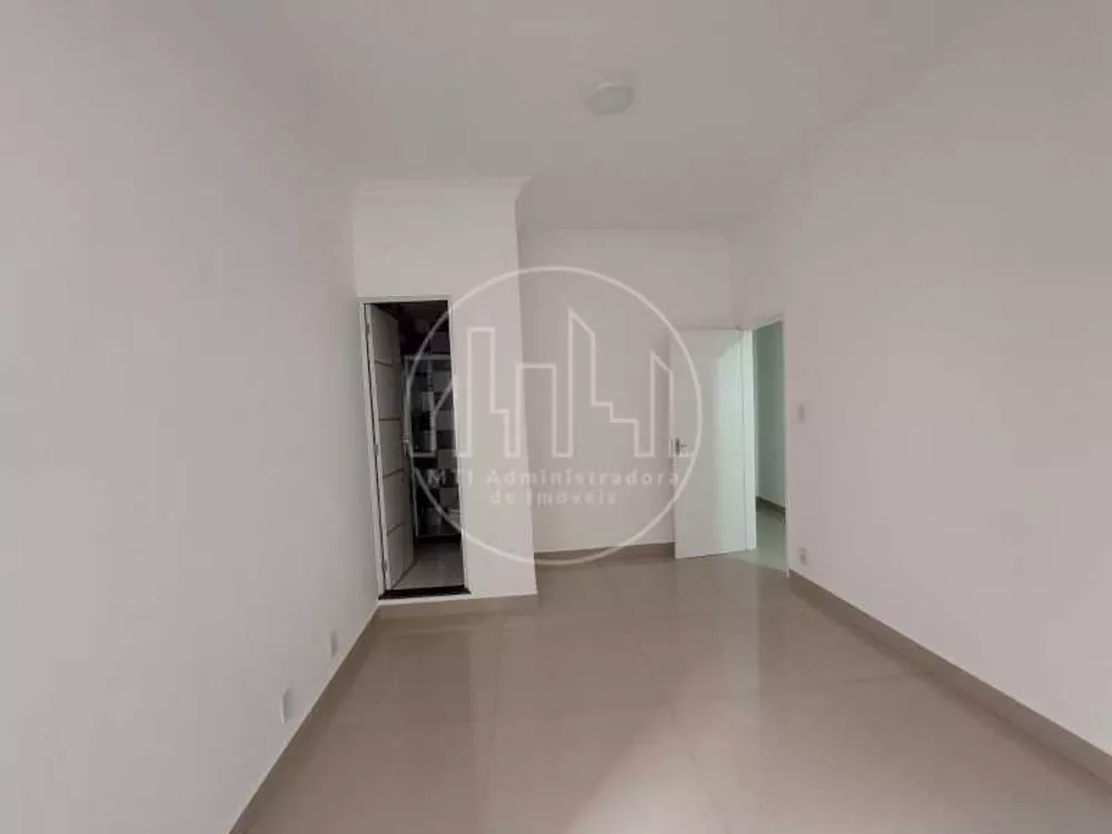 Apartamento, 3 quartos, 110 m² - Foto 2
