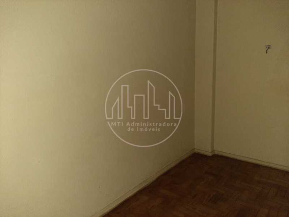 Apartamento à venda com 1 quarto, 43m² - Foto 6