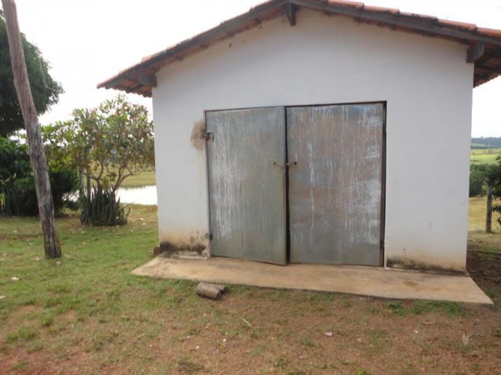 Fazenda à venda com 3 quartos, 15m² - Foto 3