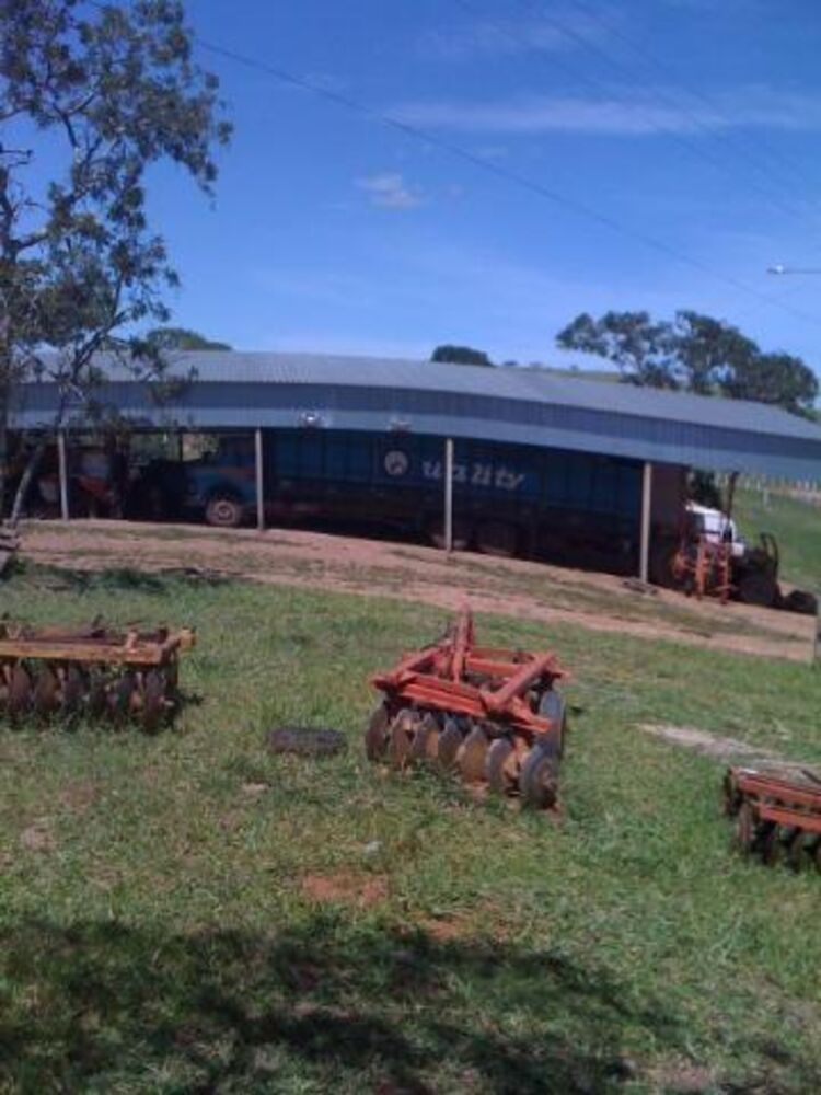 Fazenda à venda com 3 quartos, 68m² - Foto 1