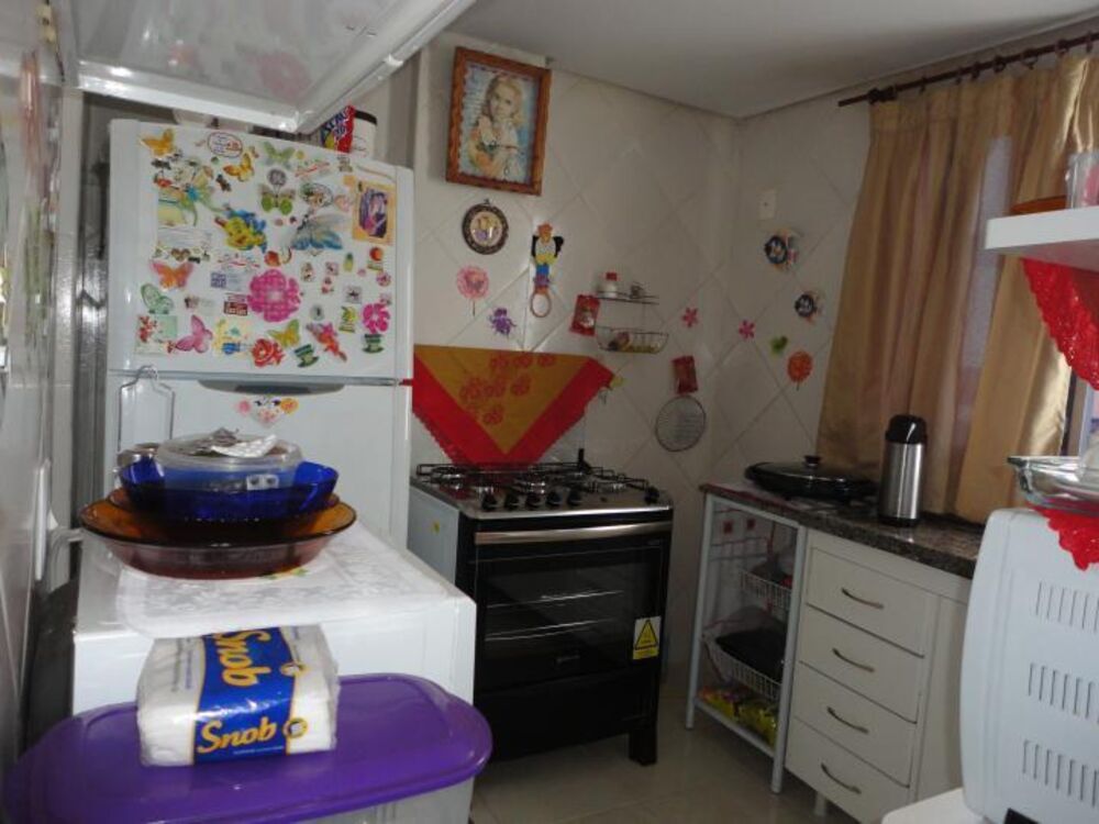 Apartamento à venda com 2 quartos, 9759m² - Foto 4