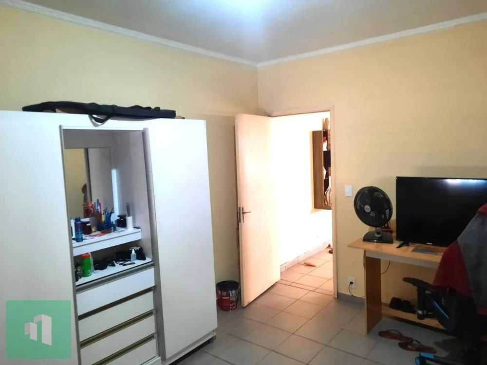 Casa, 2 quartos, 200 m² - Foto 1