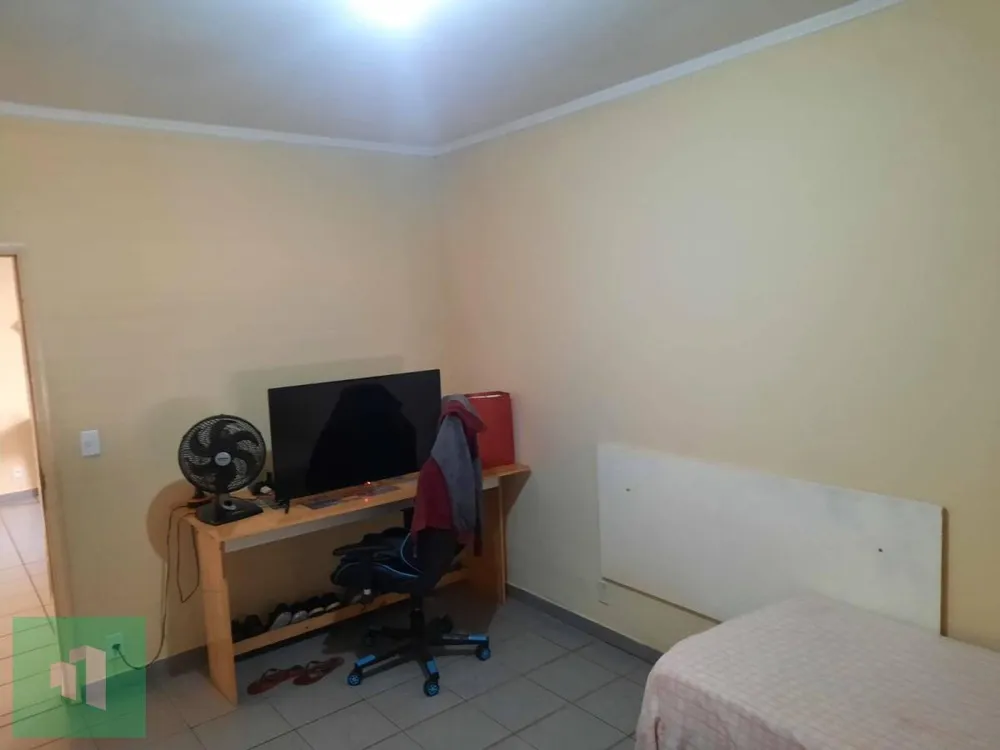 Casa, 2 quartos, 200 m² - Foto 2