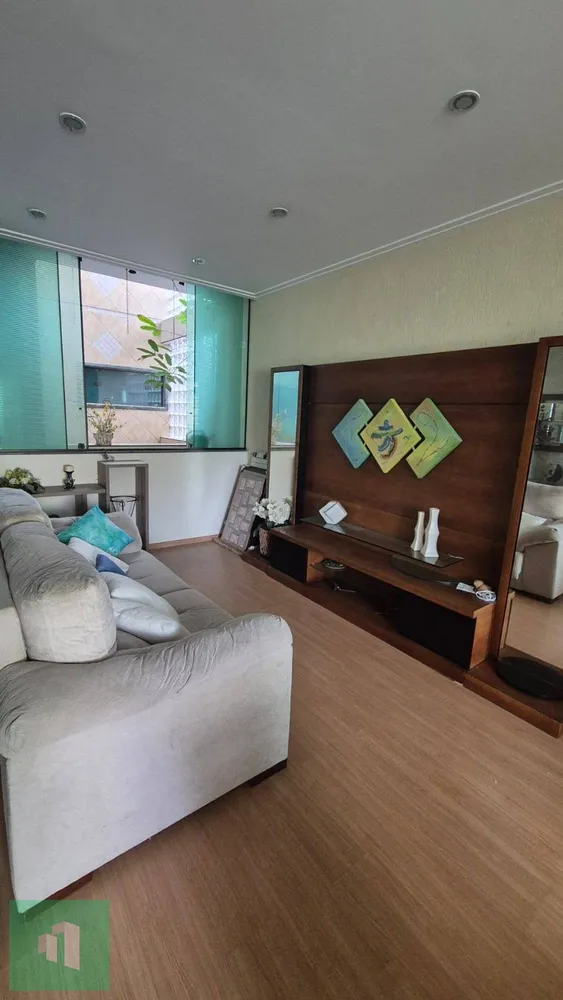 Sobrado, 3 quartos, 362 m² - Foto 1