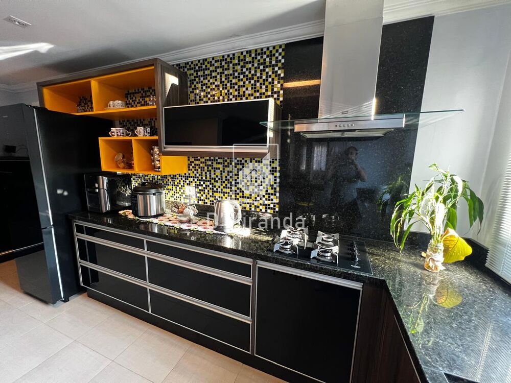 Sobrado à venda com 3 quartos, 320m² - Foto 18