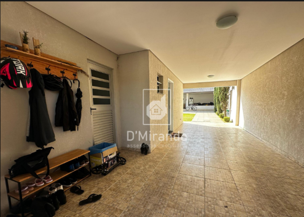 Sobrado à venda com 4 quartos, 250m² - Foto 2