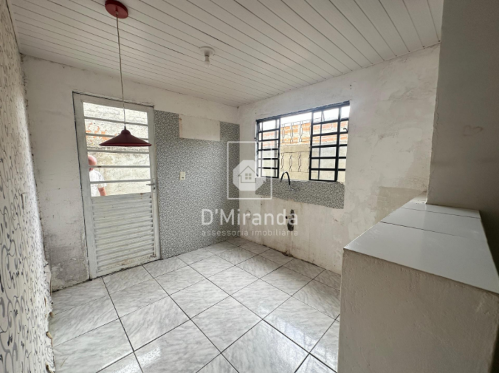 Casa à venda com 1 quarto, 50m² - Foto 4