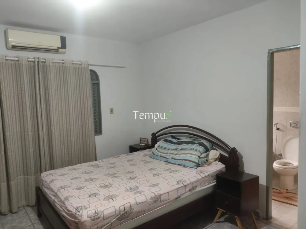 Casa, 4 quartos, 270 m² - Foto 11