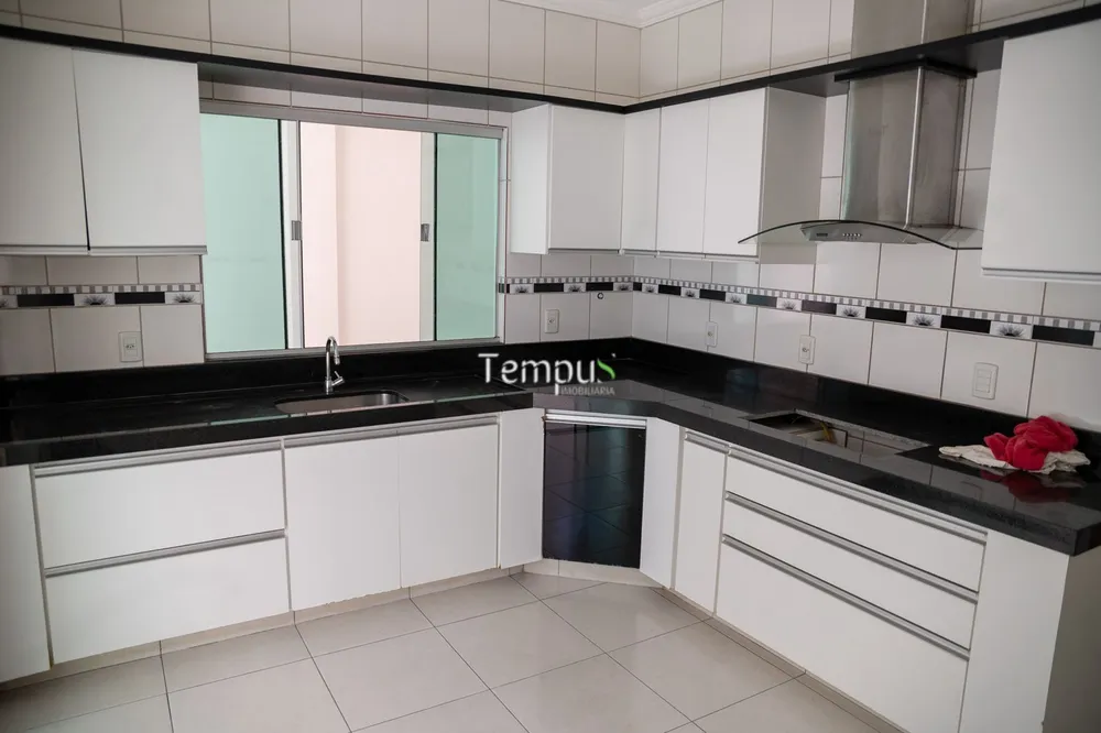 Sobrado, 4 quartos, 300 m² - Foto 5