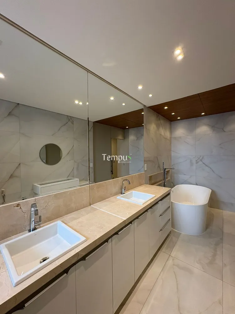 Apartamento, 3 quartos, 218 m² - Foto 4