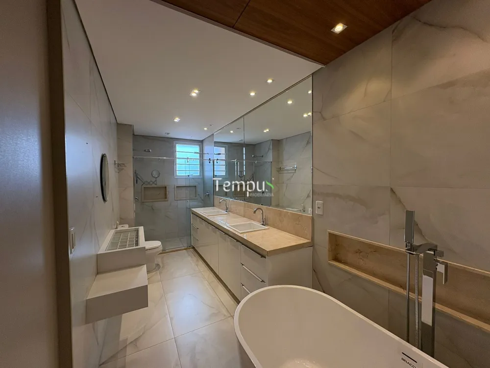 Apartamento, 3 quartos, 218 m² - Foto 3