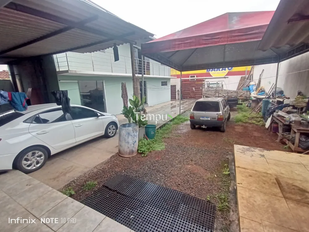 Casa, 4 quartos, 219 m² - Foto 2