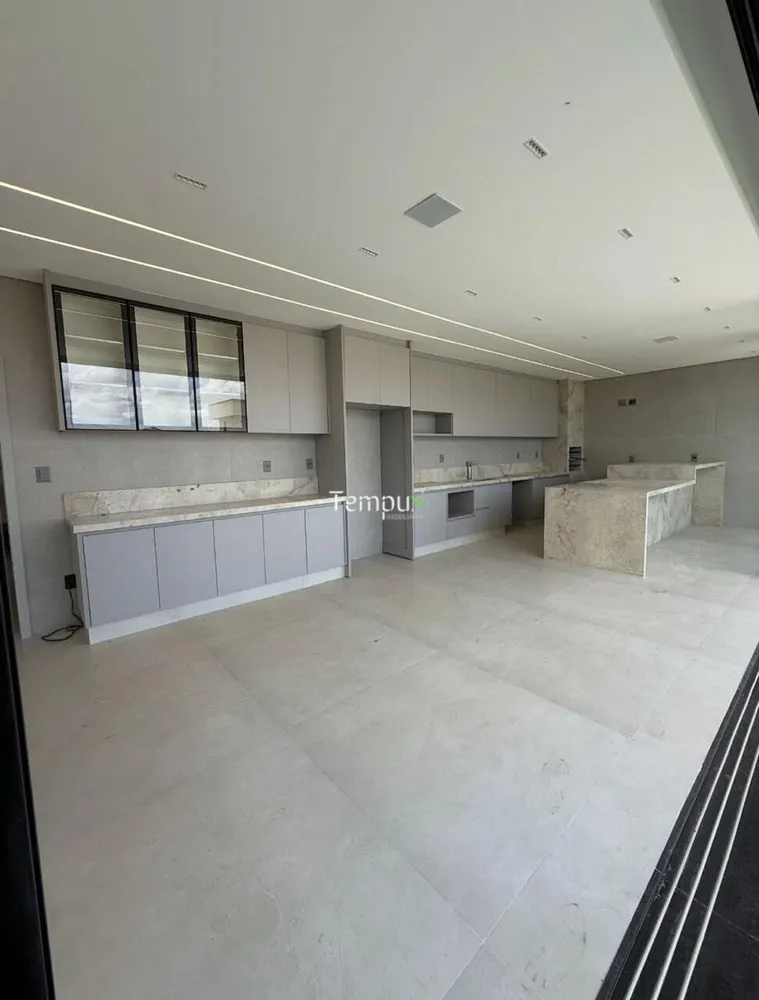 Casa, 3 quartos, 178 m² - Foto 1