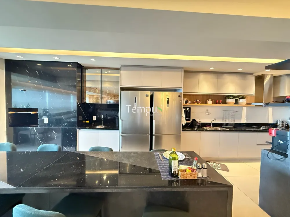 Apartamento, 4 quartos, 264 m² - Foto 2