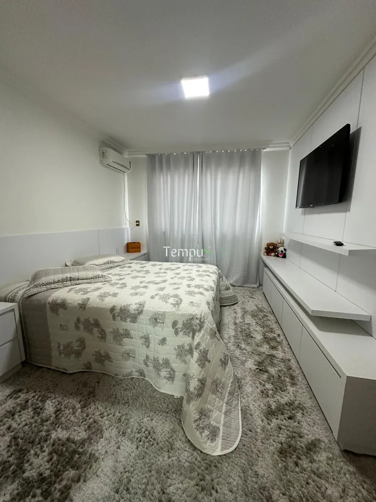 Casa, 3 quartos, 220 m² - Foto 8