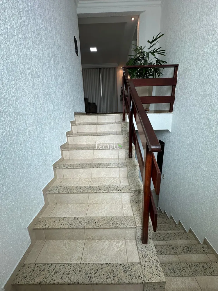 Casa, 3 quartos, 220 m² - Foto 3