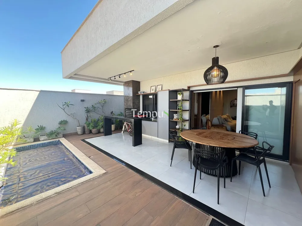 Casa, 3 quartos, 172 m² - Foto 1