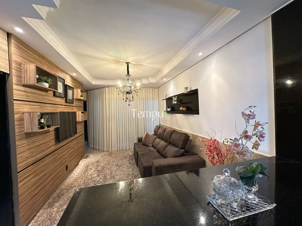 Casa, 3 quartos, 210 m² - Foto 1