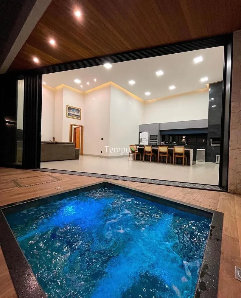 Casa, 3 quartos, 206 m² - Foto 3