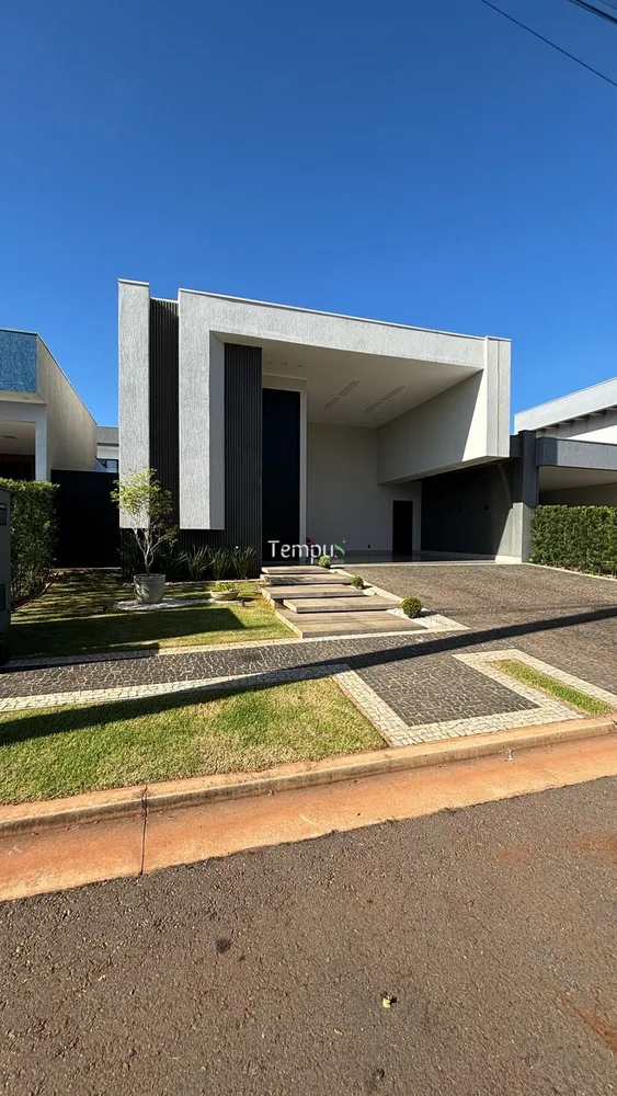 Casa, 3 quartos, 206 m² - Foto 1