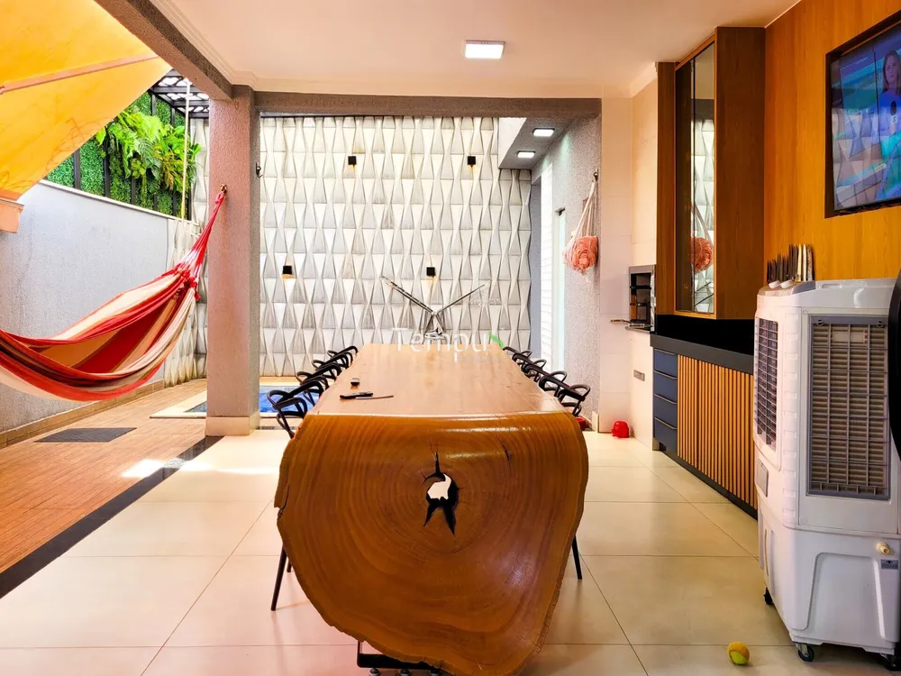 Casa, 3 quartos, 167 m² - Foto 2