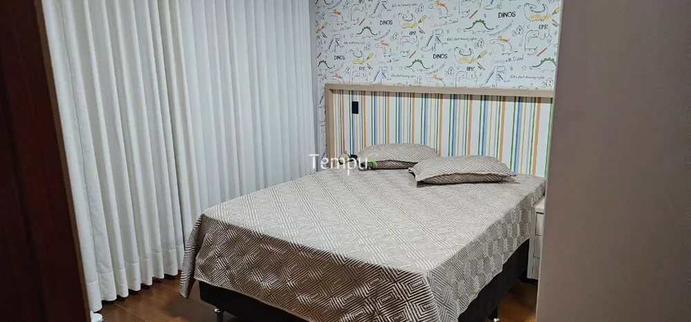 Casa, 4 quartos, 305 m² - Foto 3