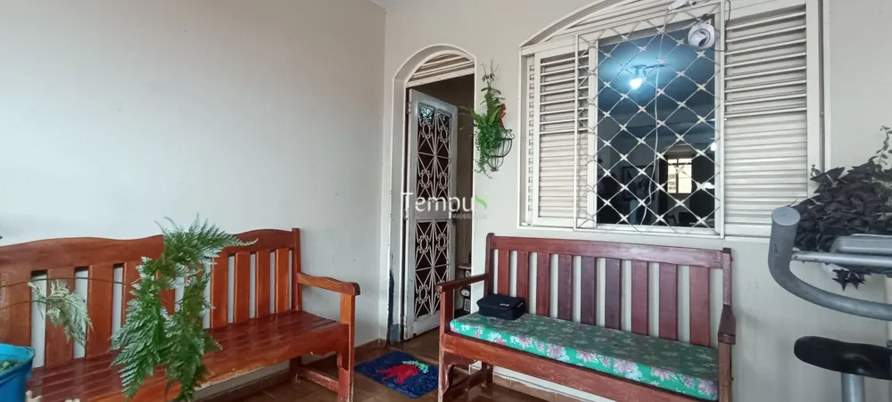 Casa, 4 quartos, 142 m² - Foto 2