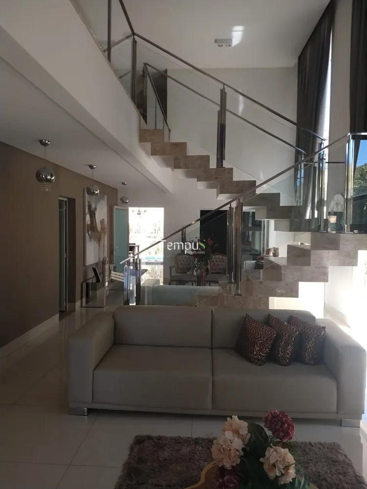 Casa, 4 quartos, 290 m² - Foto 2