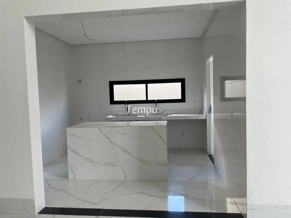 Casa, 4 quartos, 235 m² - Foto 3