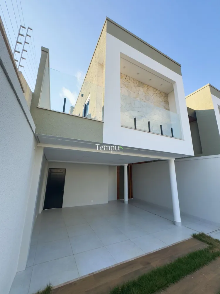 Sobrado, 3 quartos, 221 m² - Foto 1
