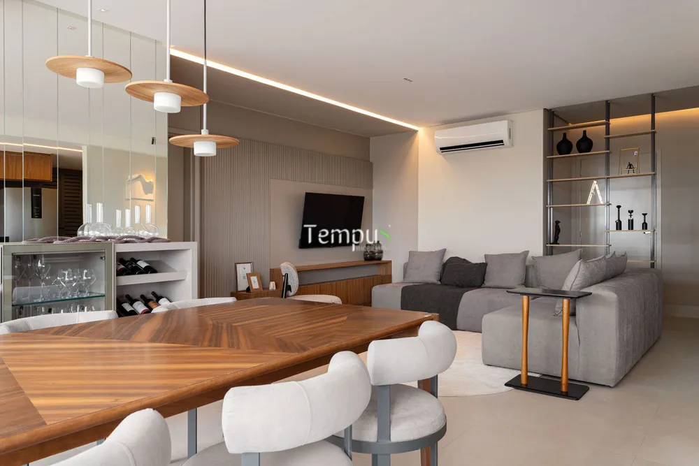 Apartamento, 3 quartos, 130 m² - Foto 1