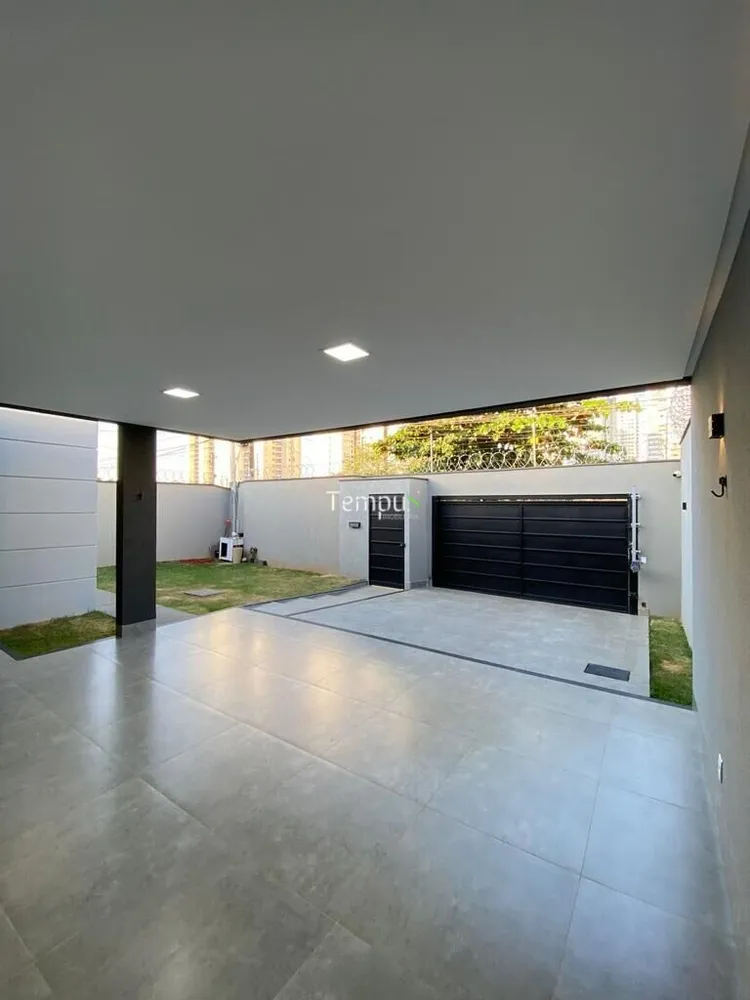 Casa, 4 quartos, 251 m² - Foto 2