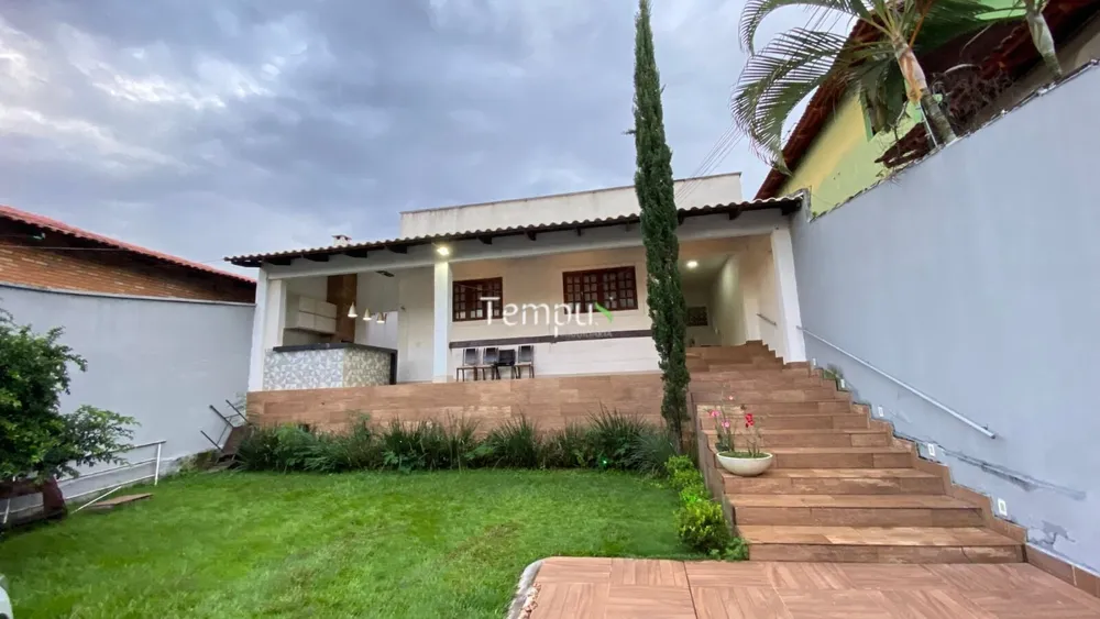 Sobrado, 4 quartos, 192 m² - Foto 1