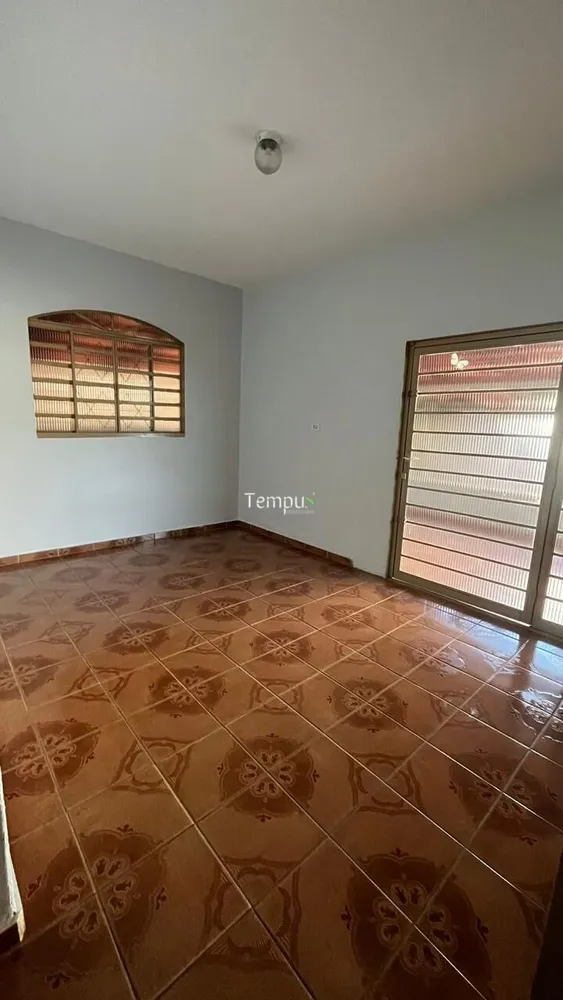 Casa, 3 quartos, 250 m² - Foto 4